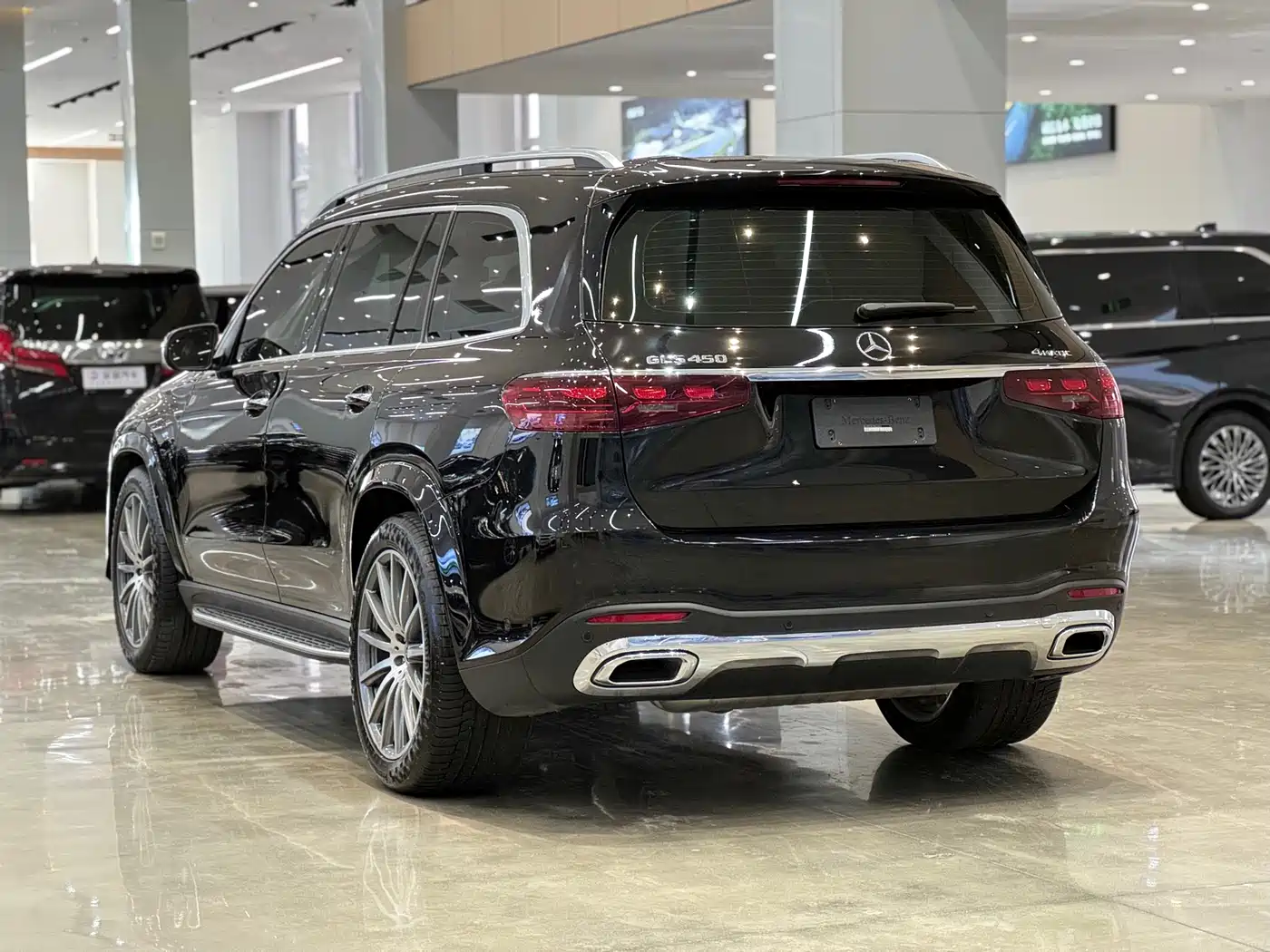 MERCEDES-BENZ GLS