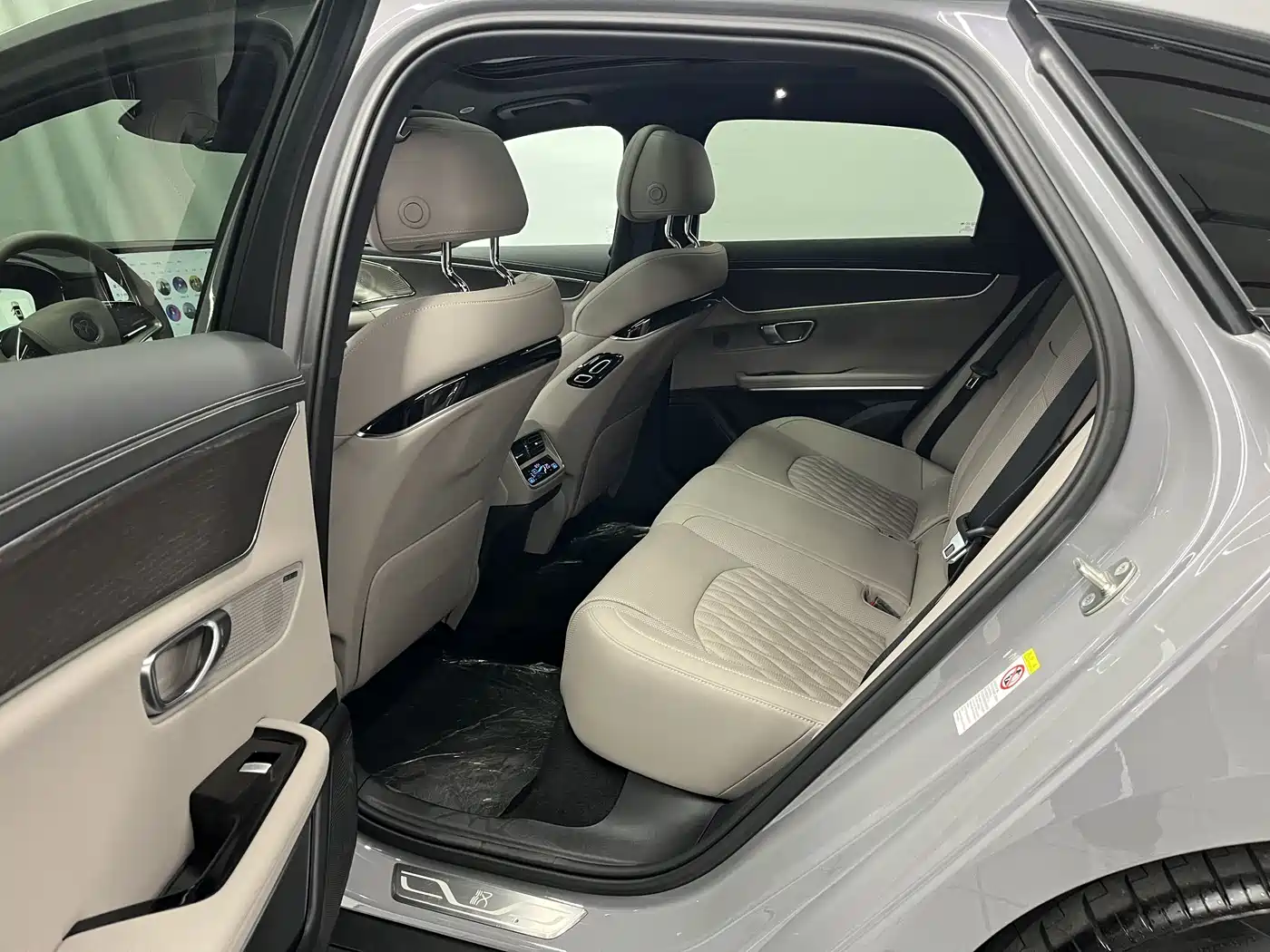 BYD Han 2025 DM-i Smart Driving Edition 125KM LiDAR Flagship фото 7