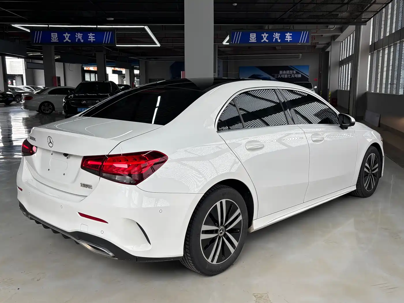 Mercedes-Benz A-Class 2020 A 180 L Sport Sedan фото 13
