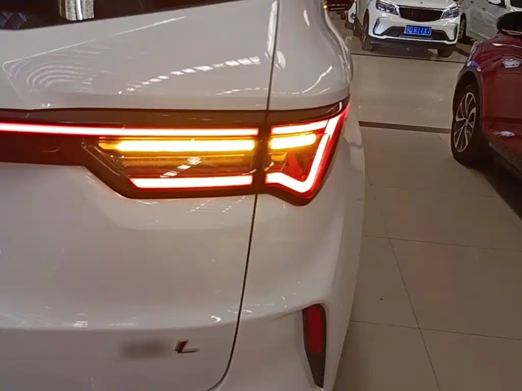 Geely Jiaji 2022 2023 Jiaji L 1.5TD DCT Comfort