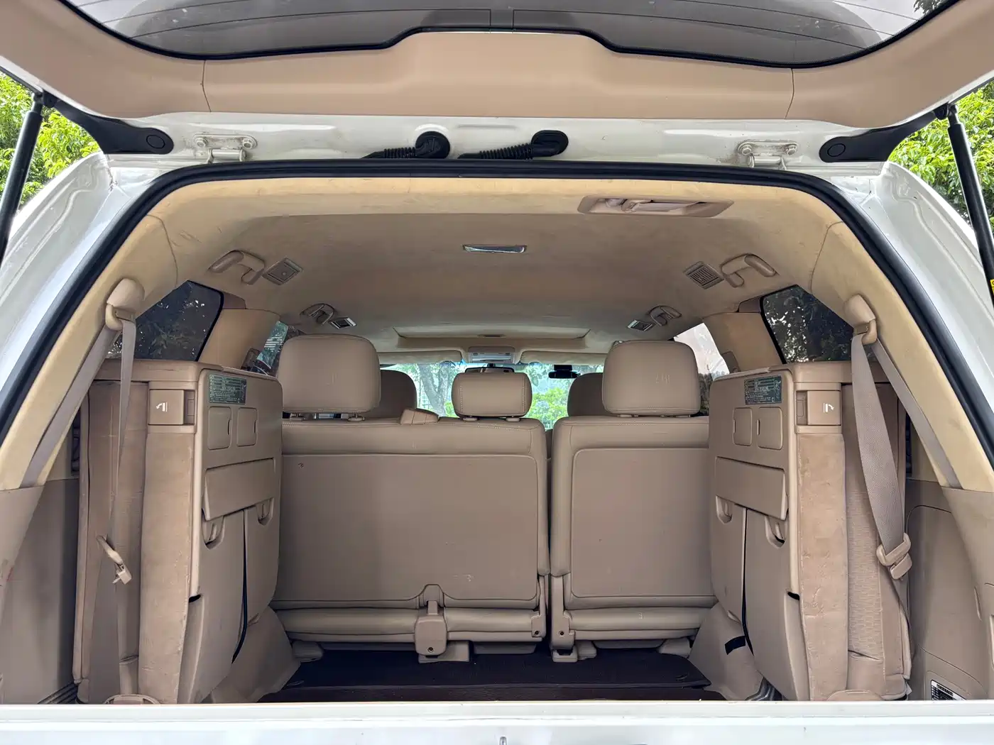 Toyota Land Cruiser (Import) 2015 4.0L V6 Middle East Limited Edition фото 23