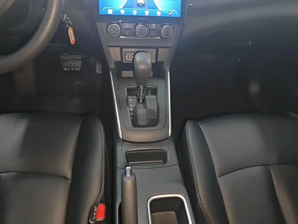 Nissan SYLPHY, миниатюра 14