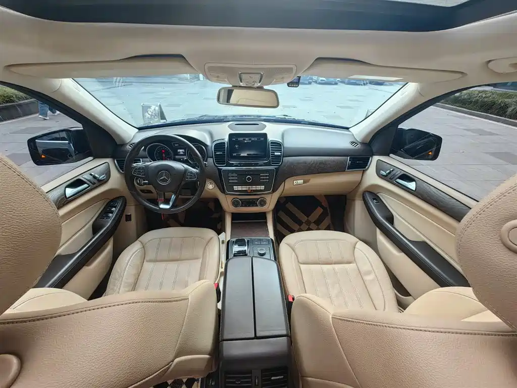 Mercedes-Benz GLE 2015 GLE 400 4MATIC фото 13