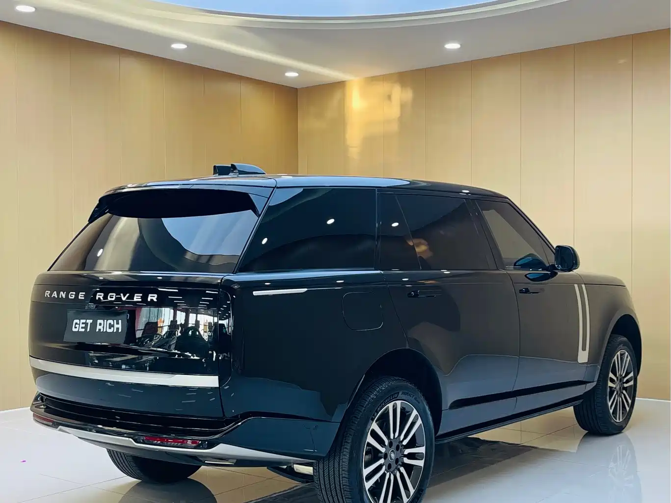 Фото 9 - Land Rover Range Rover