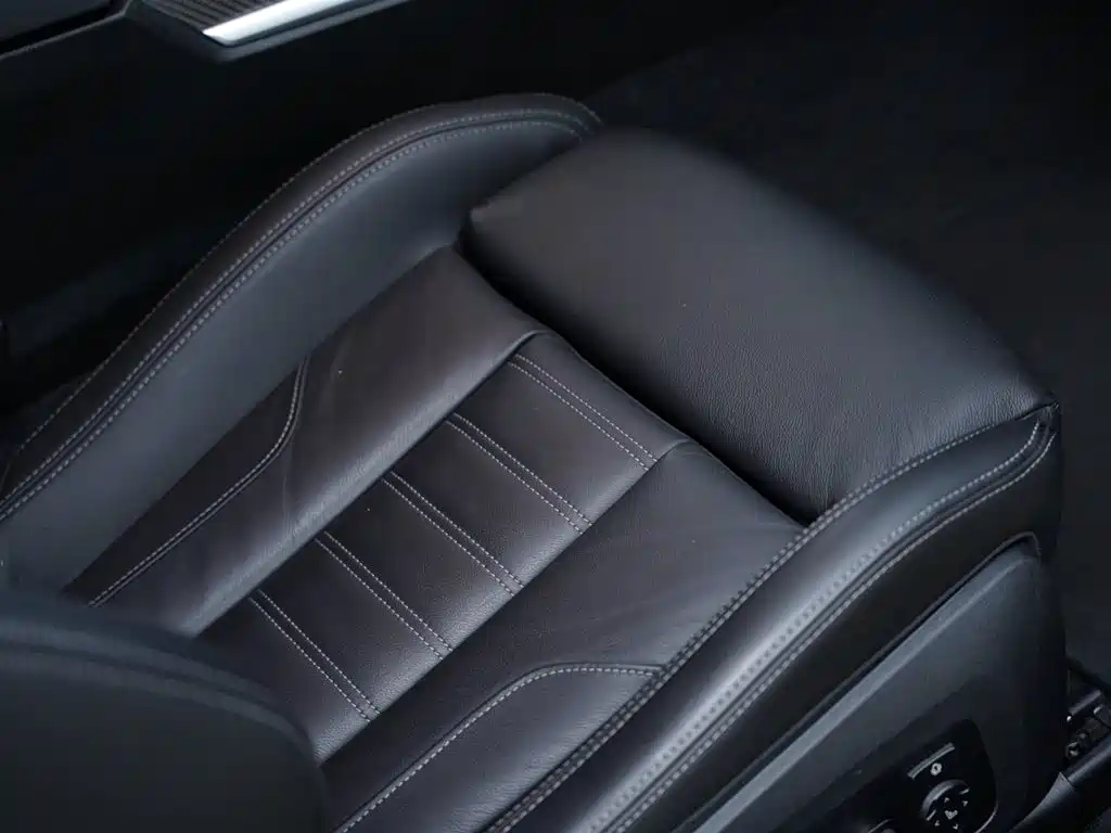BMW M2 2024 M2 фото 43