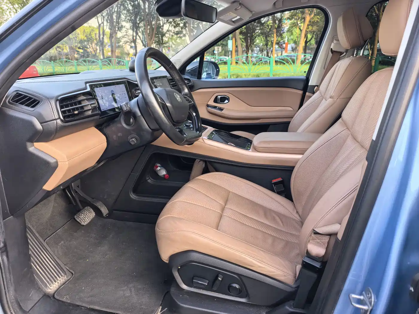 NIO ES8 2019 2018 Founder Edition