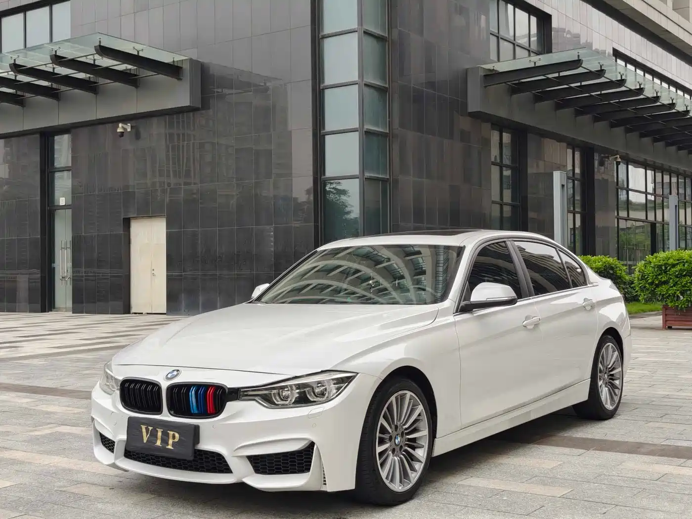 BMW 3 Series 2019 320Li Fashion Type фото 2