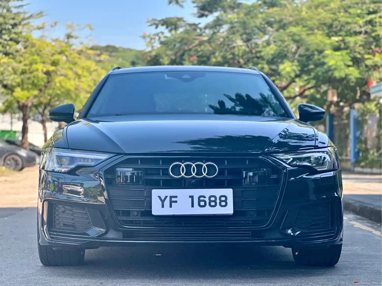 Photo 2 - Audi A6 (Import)