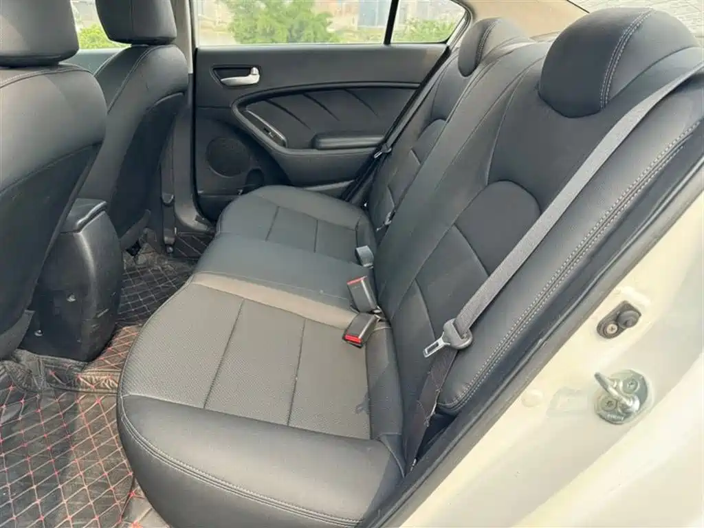 Kia K3 2016 1.6L Automatic GL фото 9