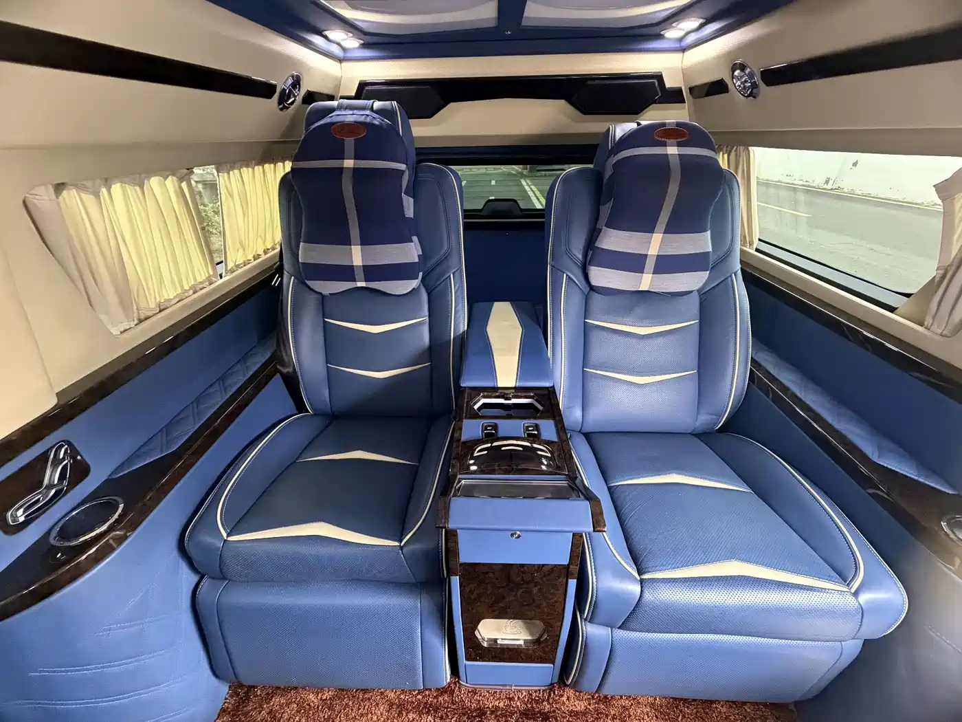 Cadillac Escalade 2020 2017 6.2L ESV Platinum Extended