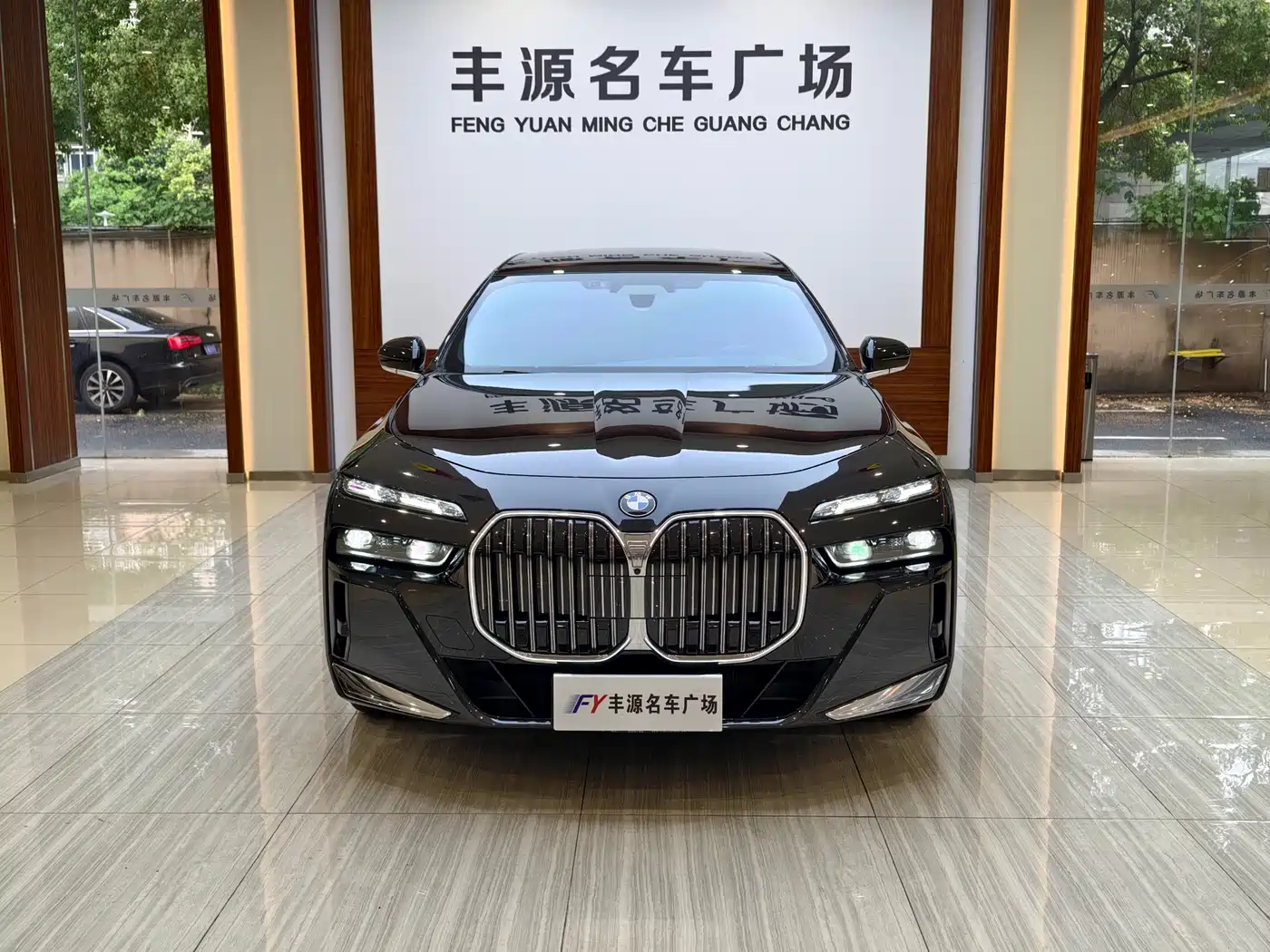 BMW 7-SERIES