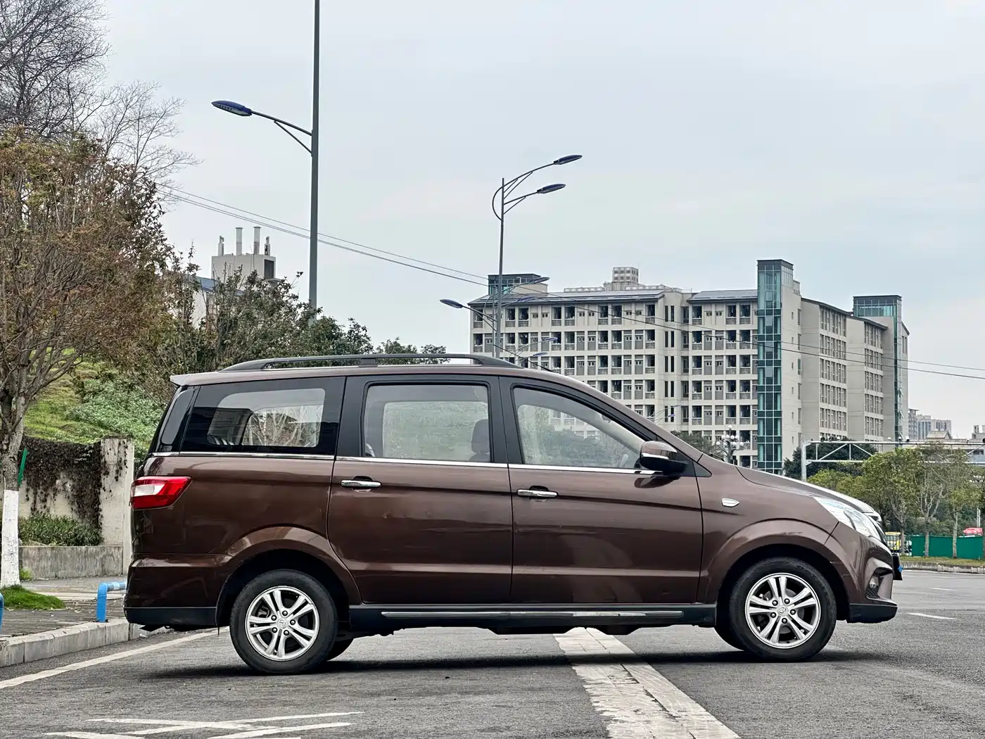 BAIC Huansu H2 2017 2015 1.5L AMT Premium BJ415C