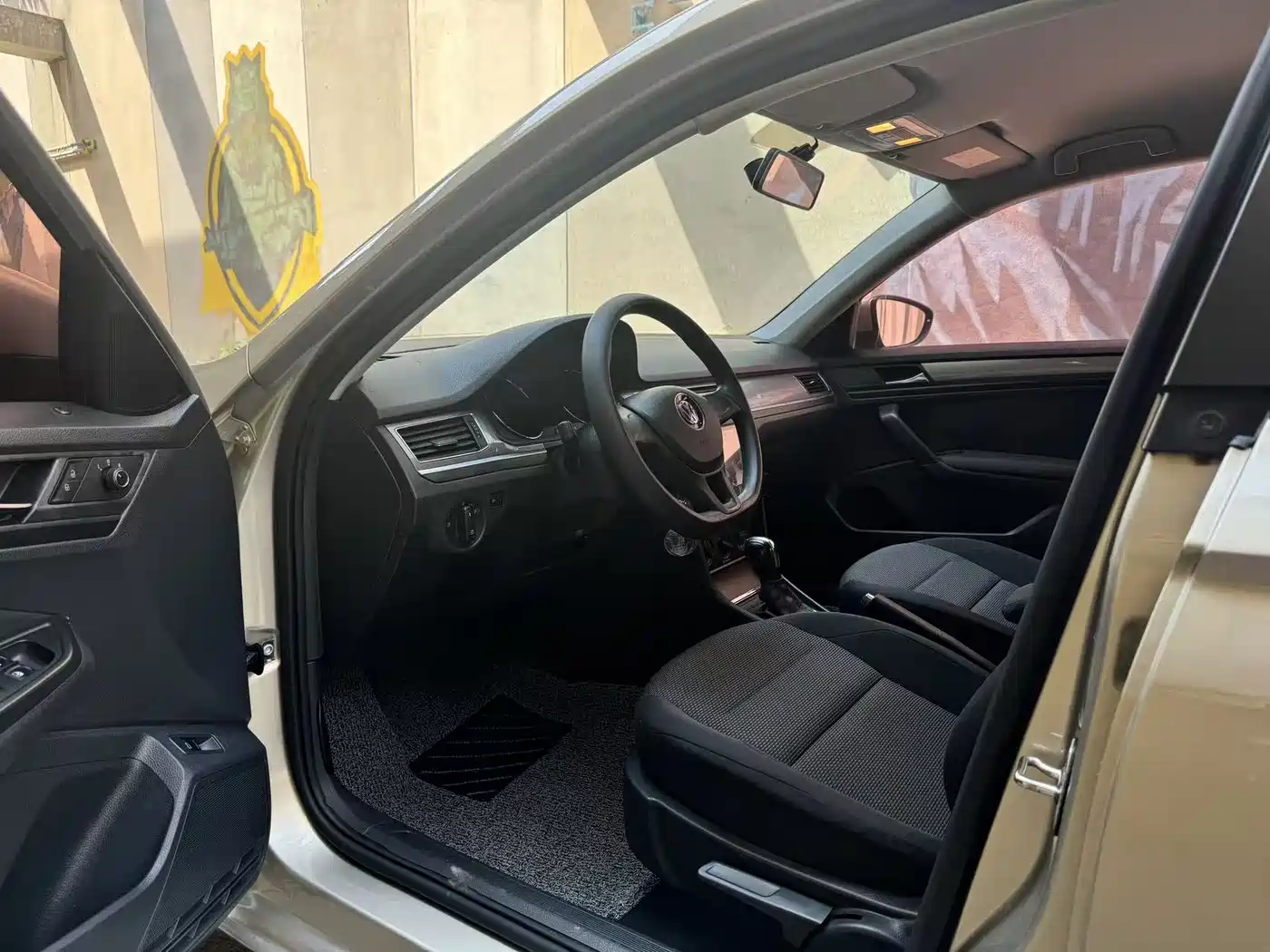 Volkswagen Bora 2018 1.5L Automatic Fashion фото 6