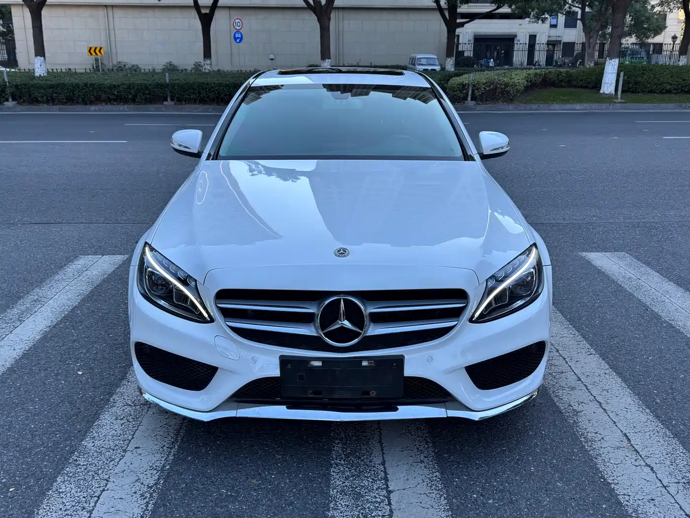 Mercedes-Benz C-Class 2018 C 180 L Fashion Sport Edition фото 2