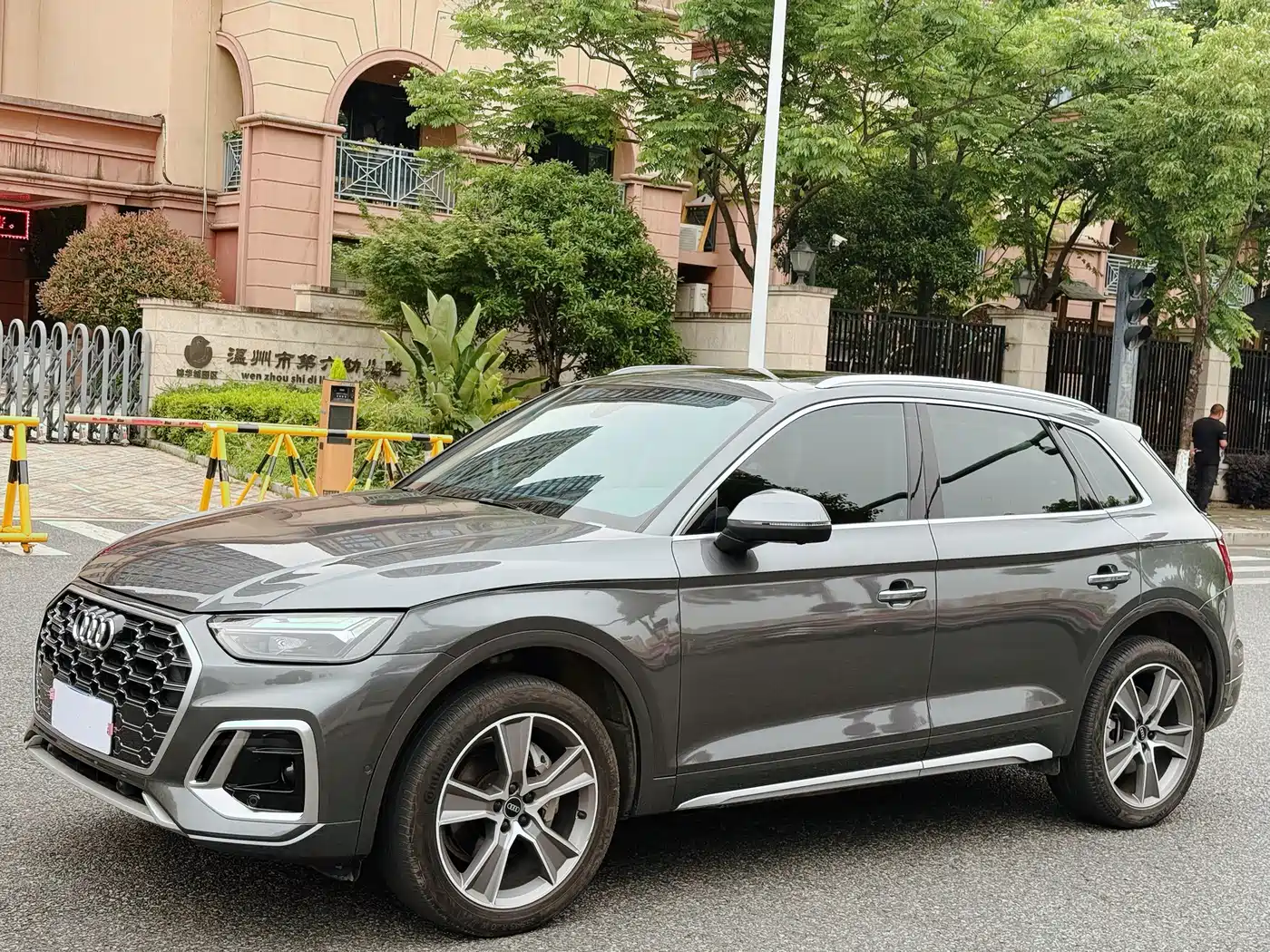 Audi Q5L 2022 Facelift 45T Luxury Dynamic фото 3