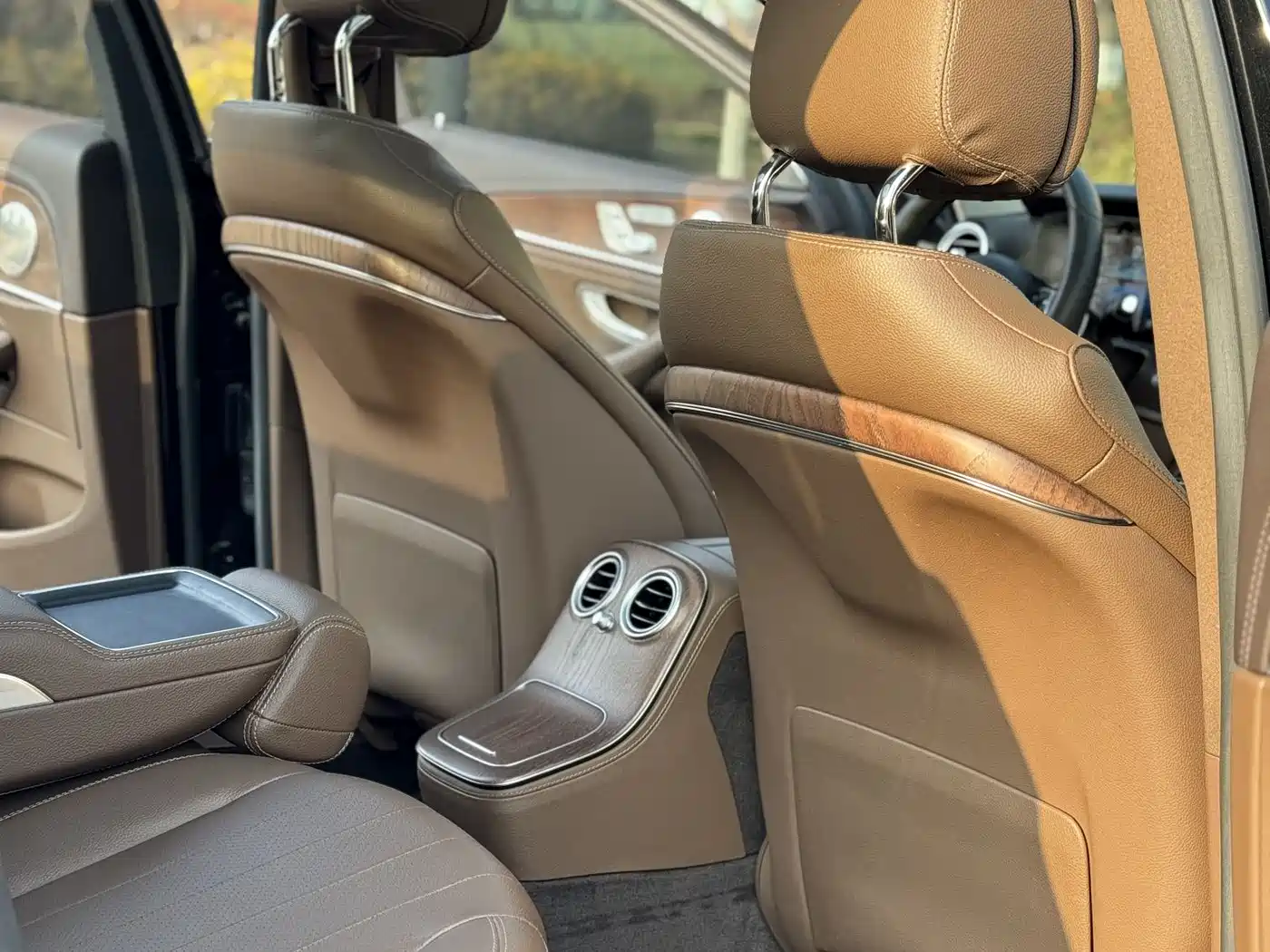 Mercedes-Benz E-Class 2023 E 300 L Fashion фото 12