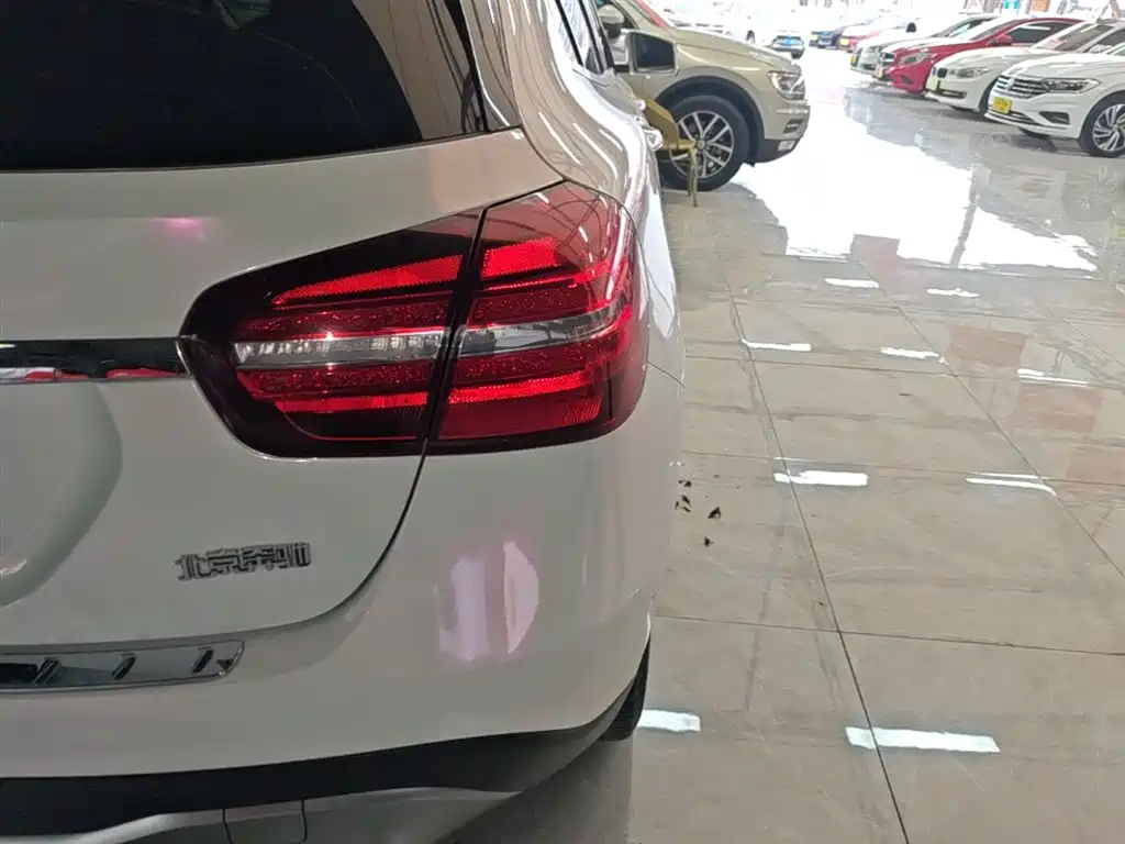 Mercedes-Benz GLA 2017 GLA 200 Fashion фото 8