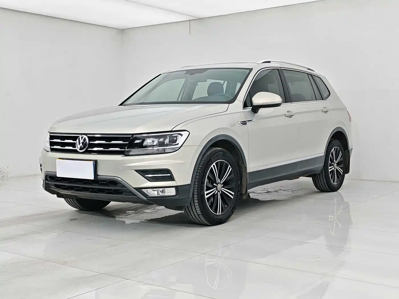 Volkswagen Tiguan L 2019 330TSI Automatic 2WD Panorama Comfort Edition China VI