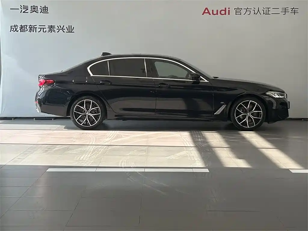 BMW 5 Series 2022 Facelift II 530Li Premium Package M Sport фото 3