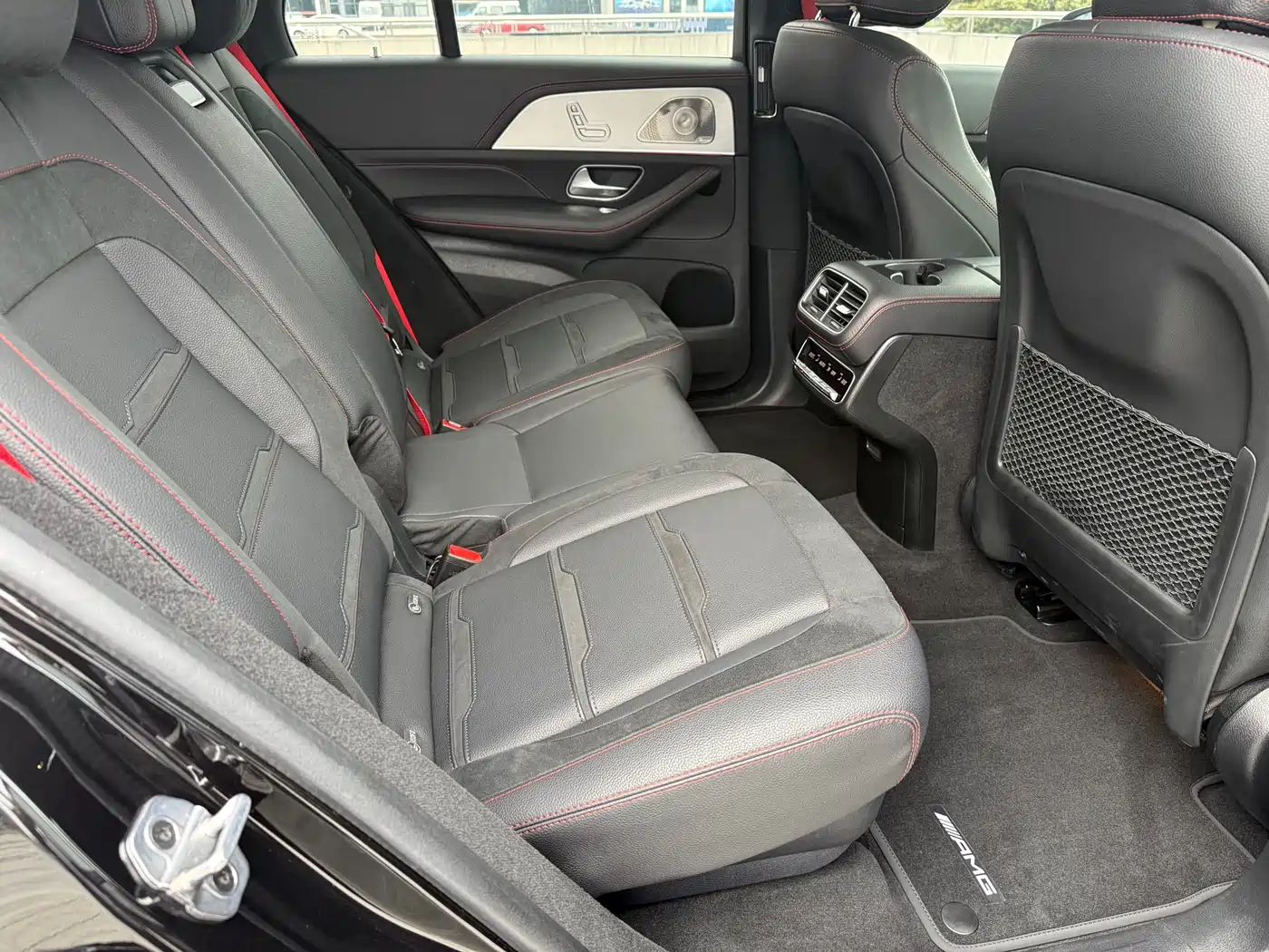 Mercedes-Benz GLE AMG 2024 AMG GLE 53 4MATIC+ фото 16