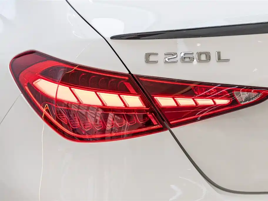 Mercedes-Benz C-Class 2024 C 260 L Night Edition Sport фото 24