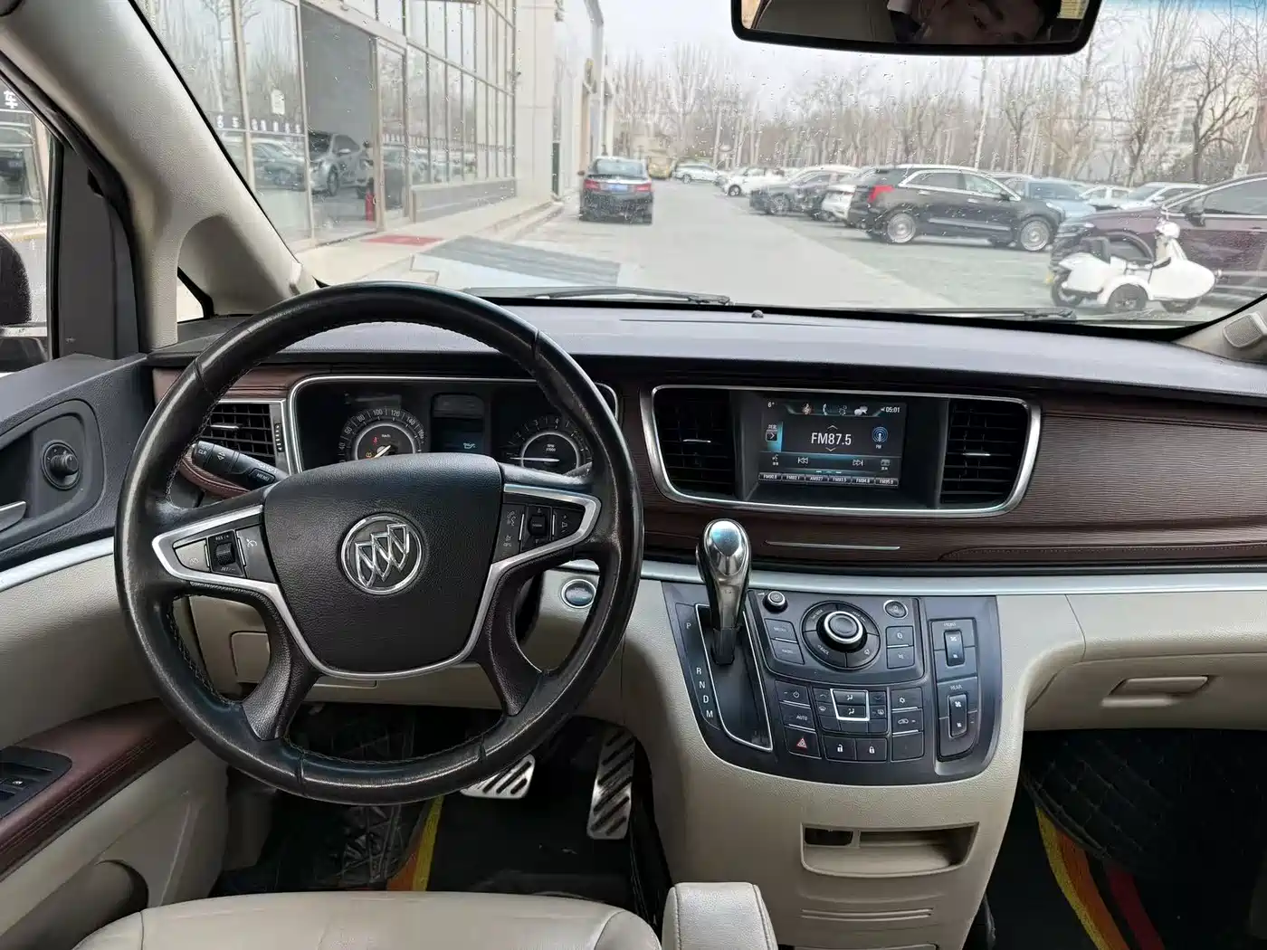 Buick GL8 2017 25S Luxury China V фото 8