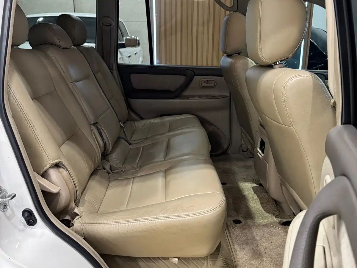 Toyota Land Cruiser 2007 4.7L Automatic GX-R фото 13