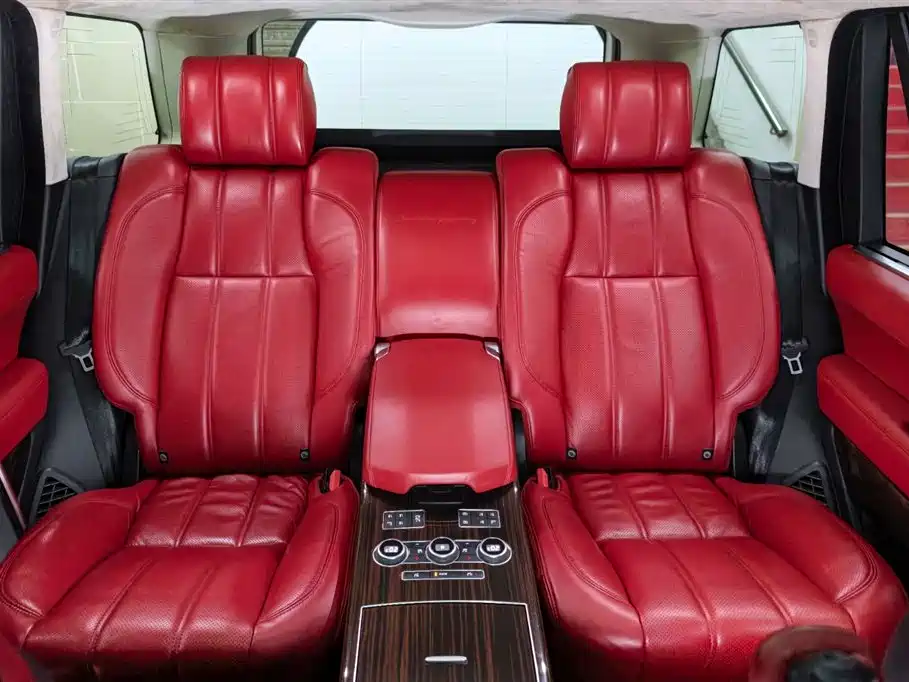 Land Rover Range Rover 2015 3.0 TDV6 Vogue фото 16