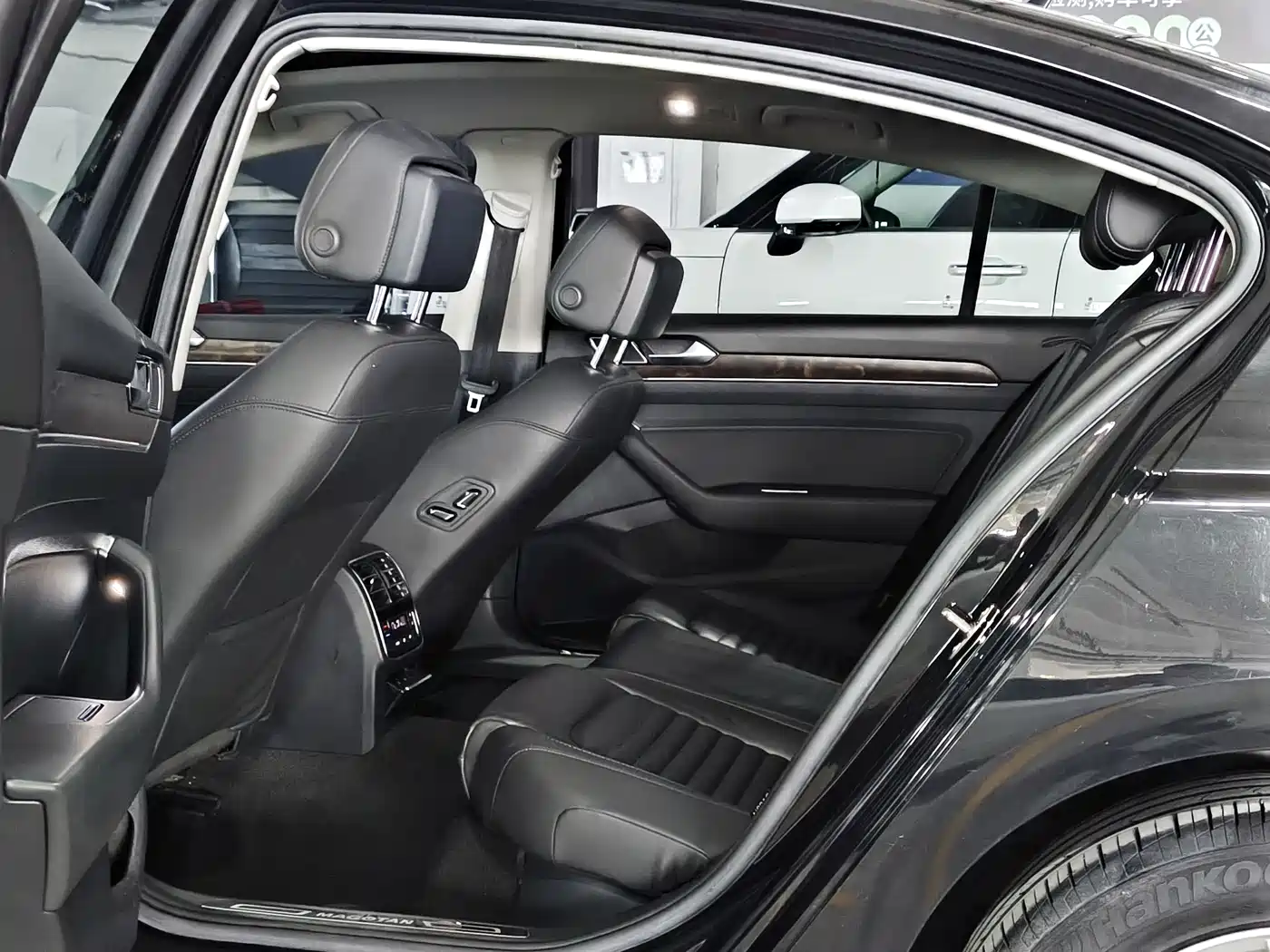 Volkswagen Magotan 2019 330TSI DSG Luxury Class China VI фото 10