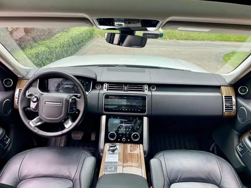 Фото 12 - Land Rover Range Rover