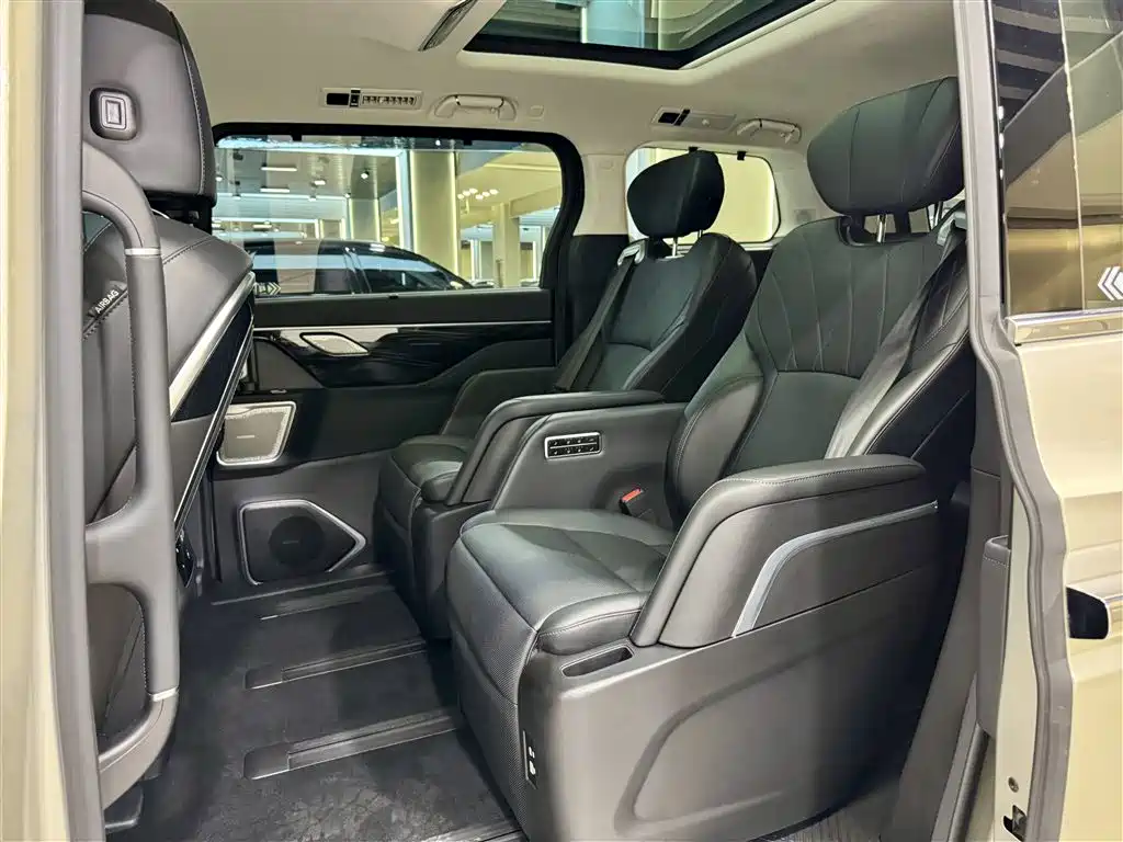 WEY Alpine 2024 2023 AWD Flagship