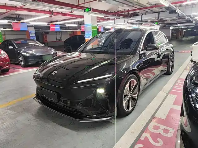 NIO ET5T 2024