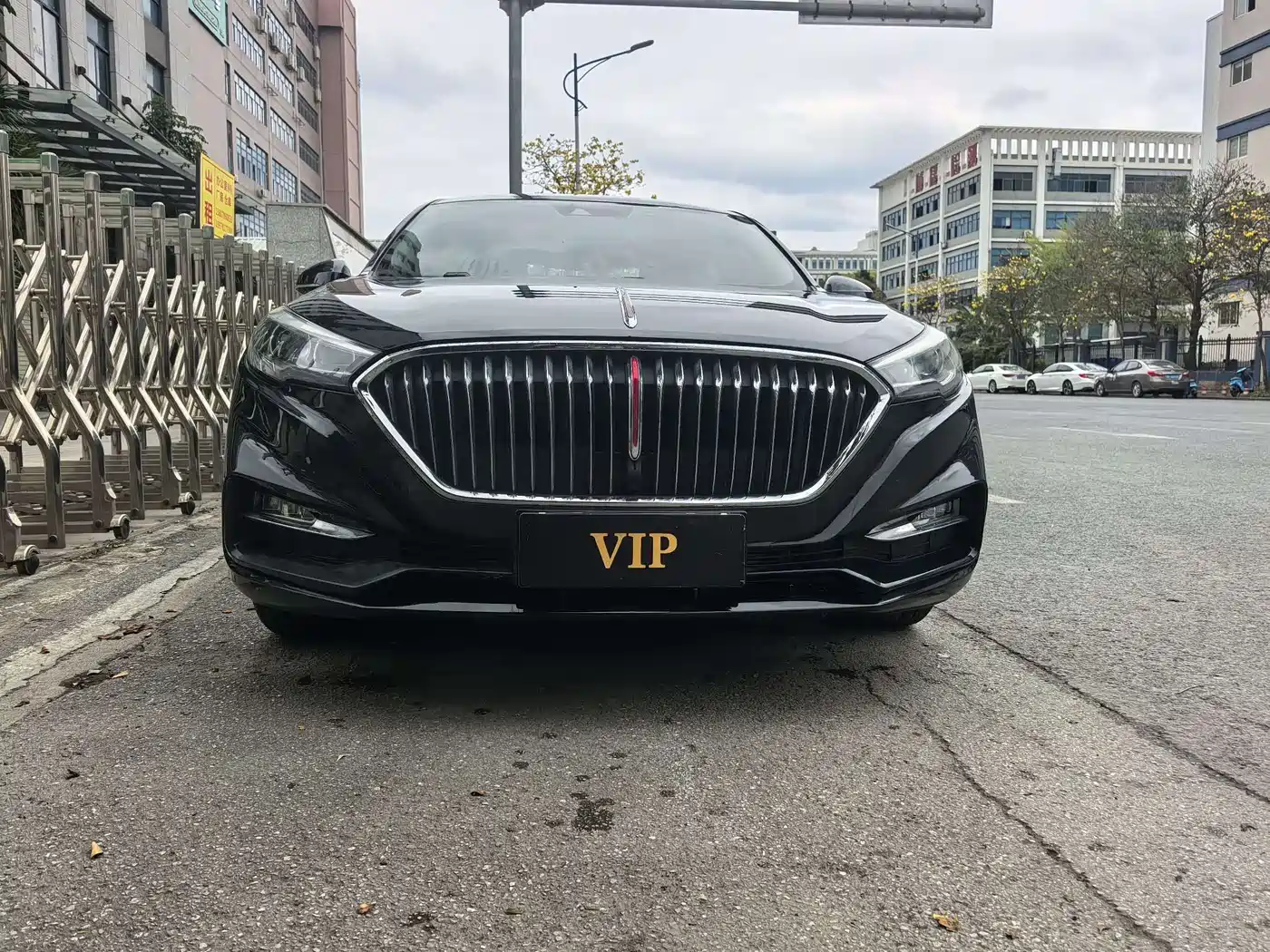 Hongqi H5 2020 1.8T Automatic Smart Connection Qi Rhythm Edition фото 2