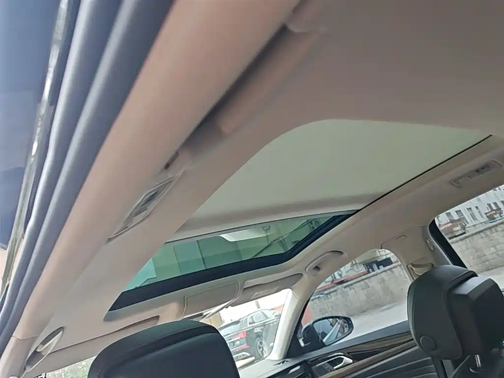 Volkswagen Passat 2019 Model 380TSI Luxury Edition China VI фото 18