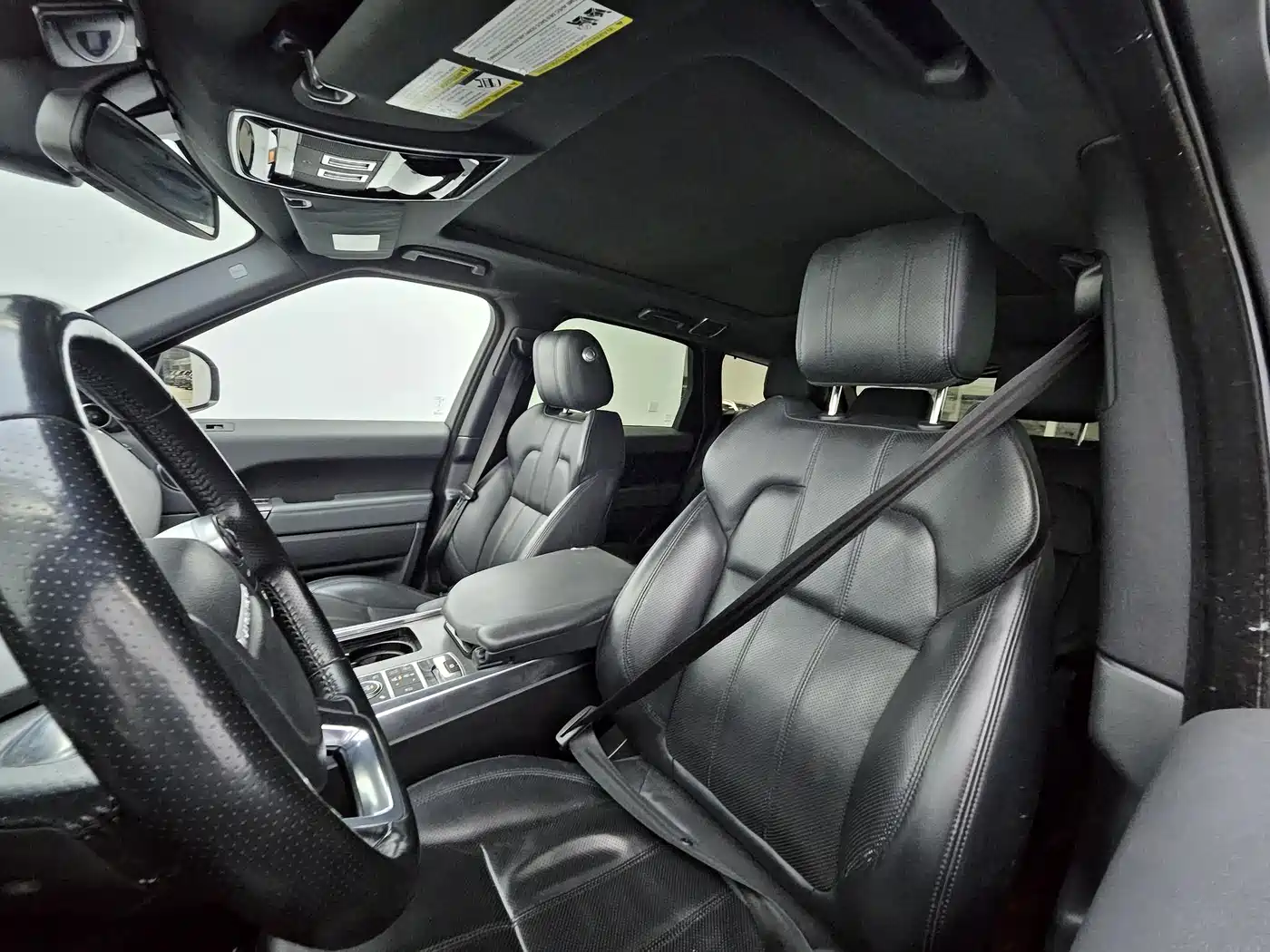 Land Rover Range Rover Sport 2016 Model 3.0 SC V6 SE фото 8