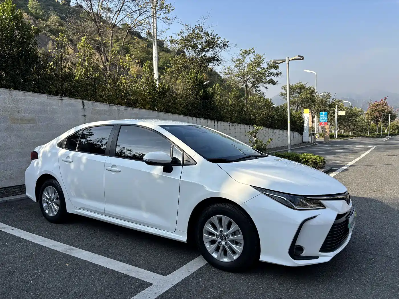 Toyota Corolla 2022 TNGA 1.5L CVT Pioneer Edition фото 3