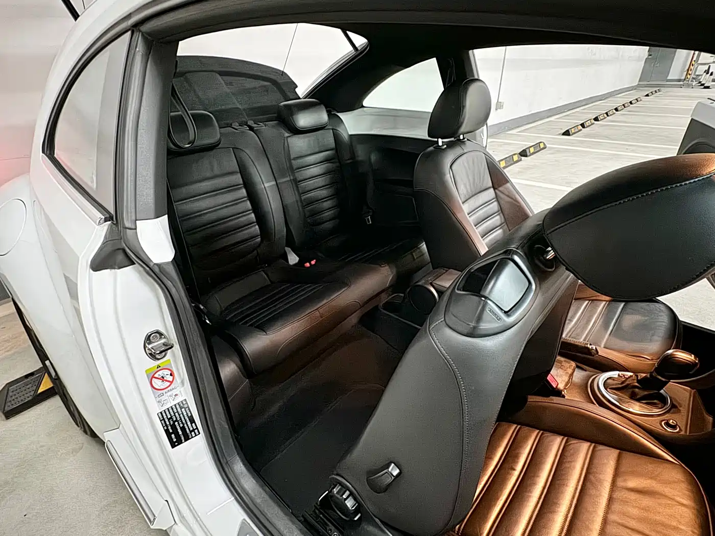 صورة 10 - Volkswagen Beetle