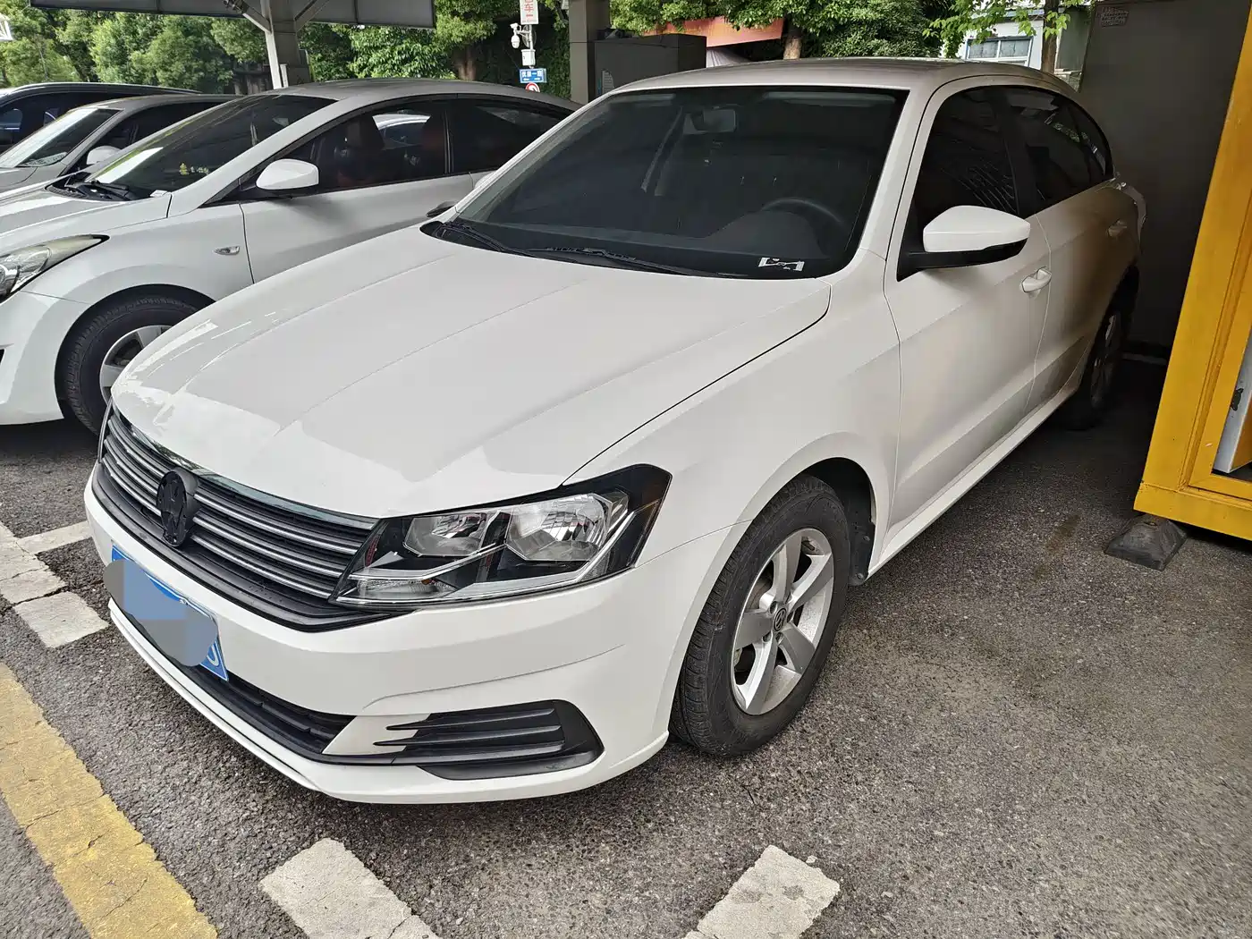 Volkswagen Lavida 2022 1.5L Auto Trend Edition фото 3