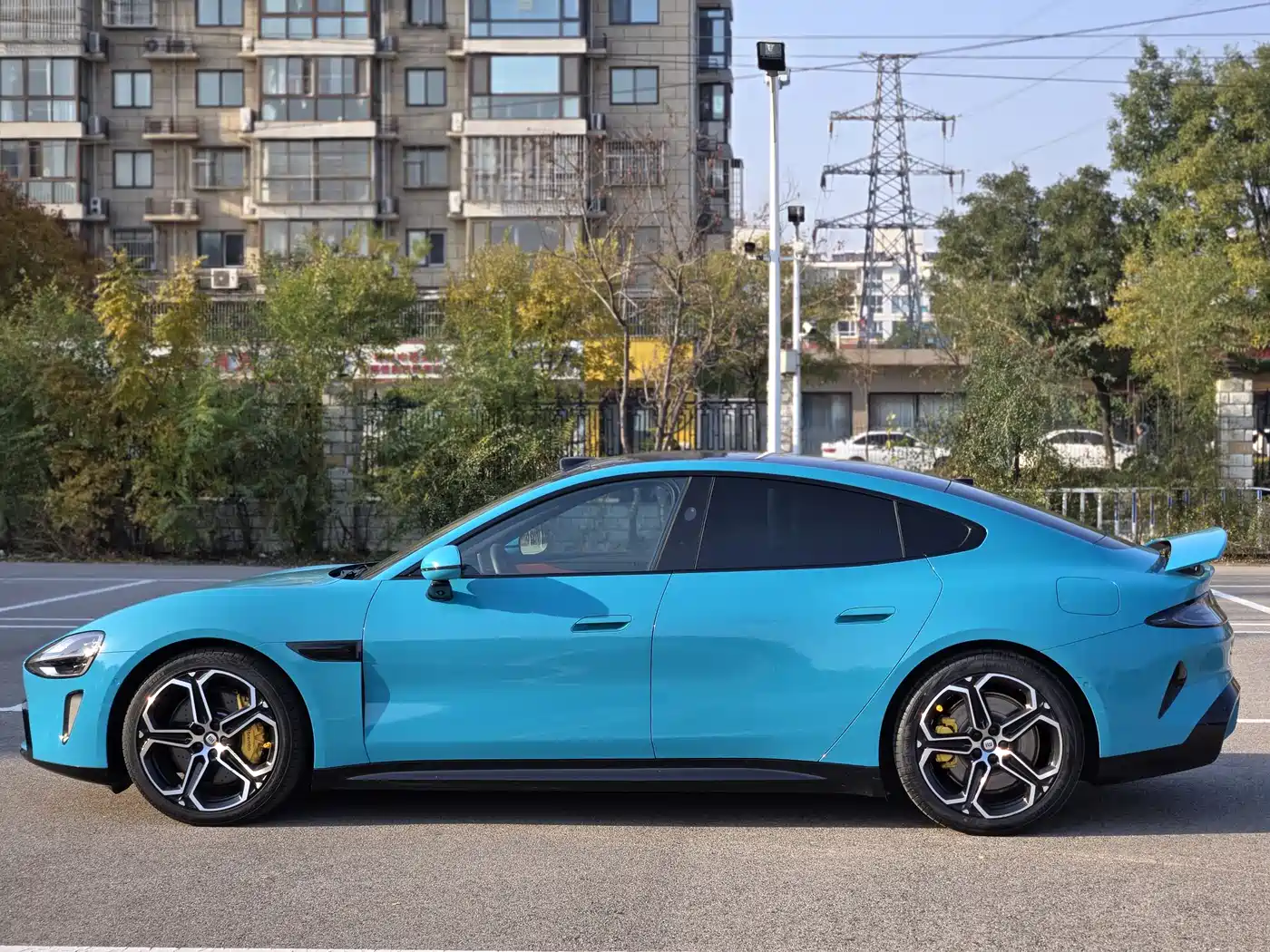 XIAOMI CAR XIAOMI SU7