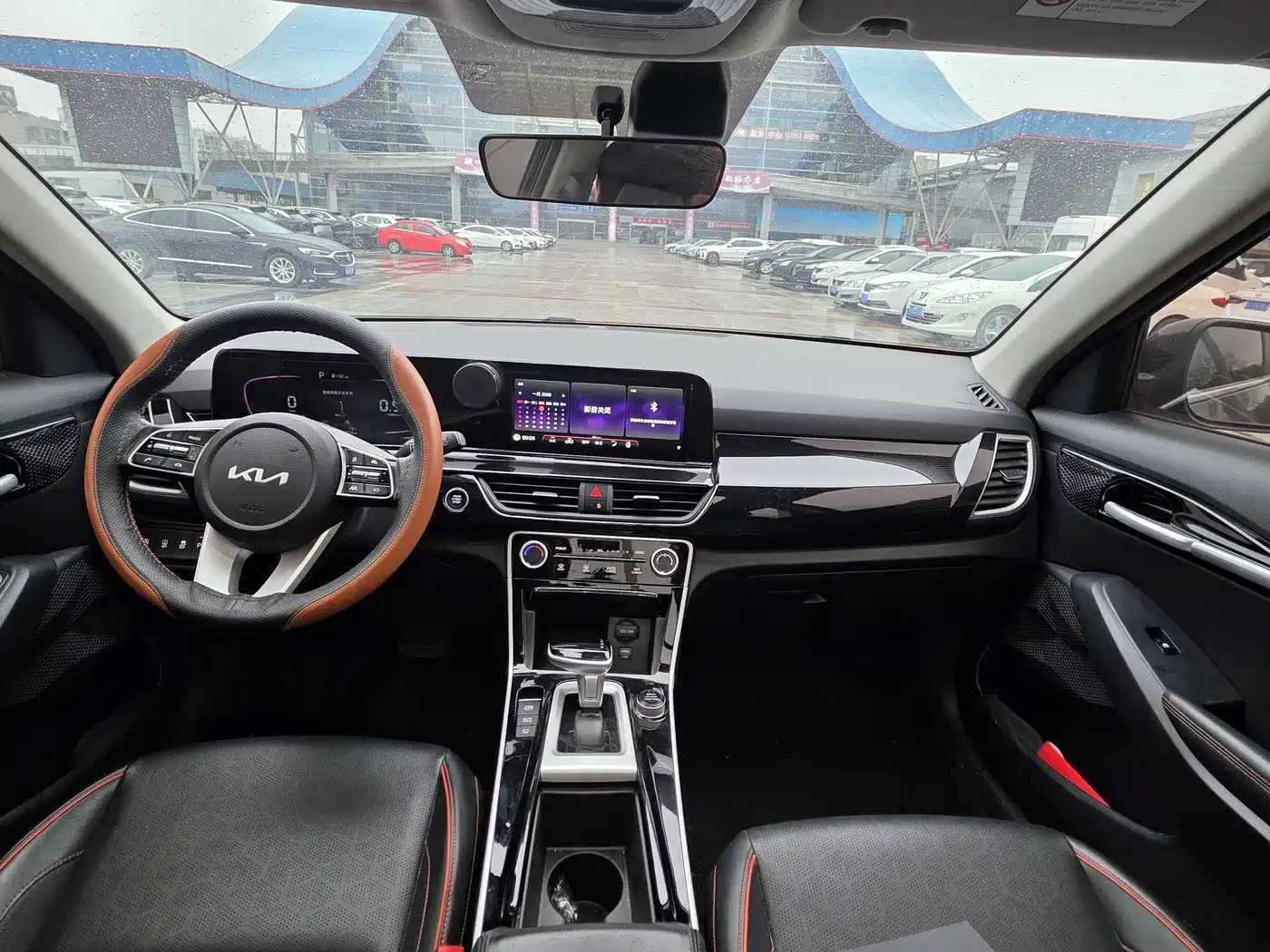 Kia Seltos 2023 1.5L CVT Luxury Edition фото 9
