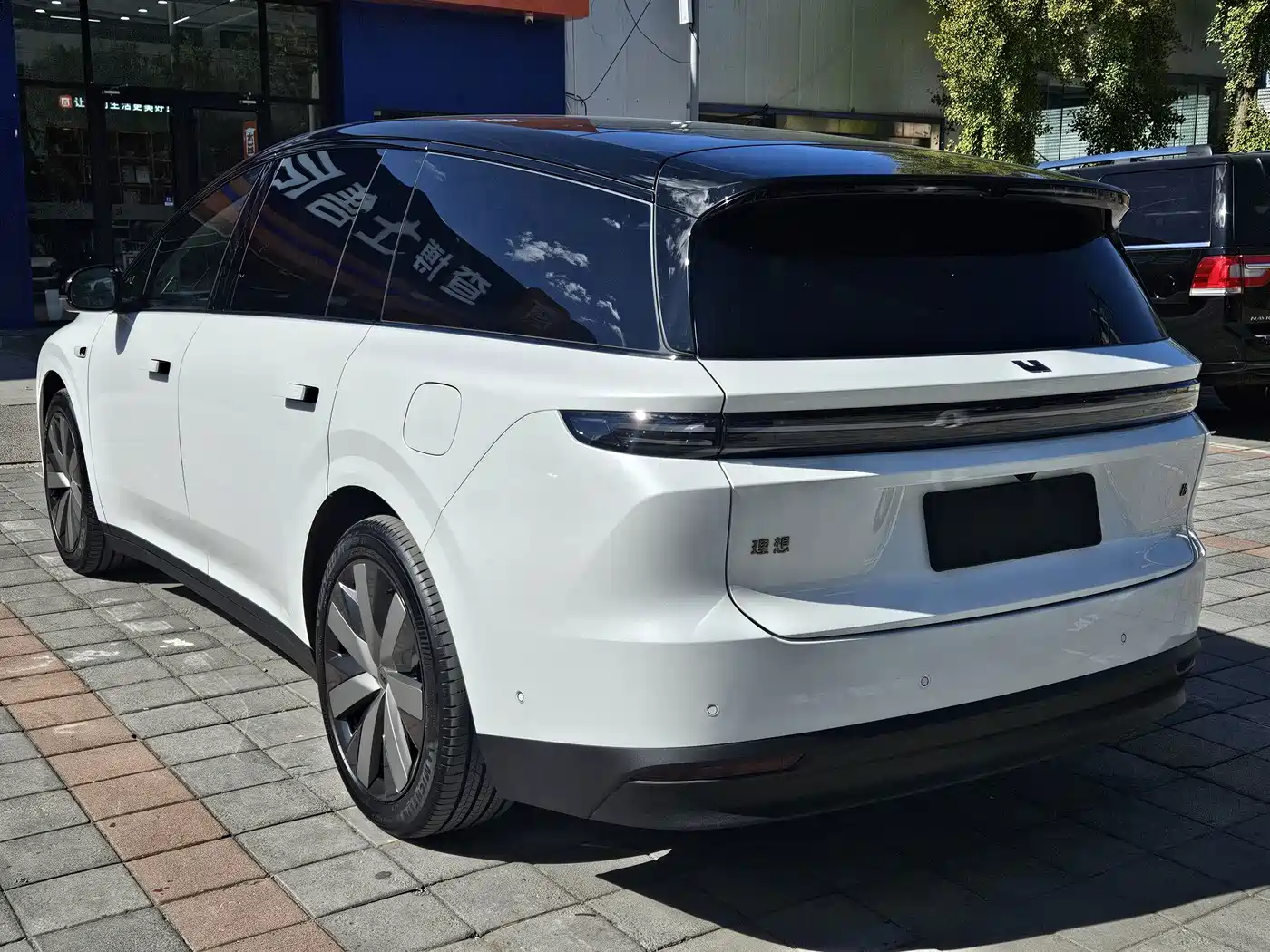 2026 Li Auto Li i8