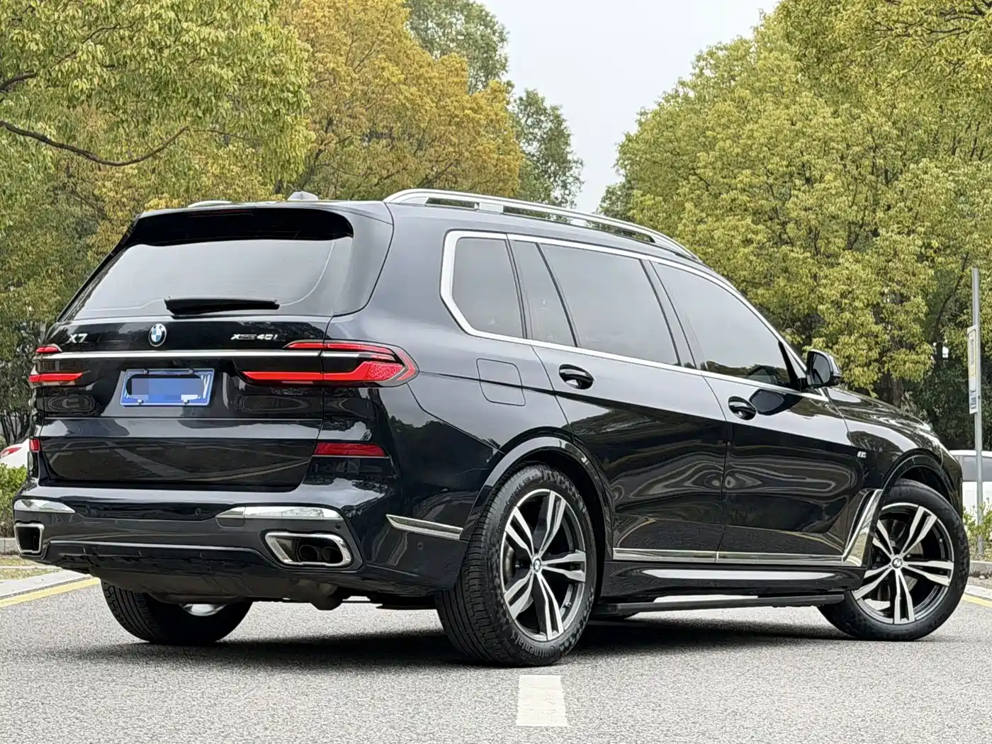 BMW X7 2024 xDrive40i Exclusive M Sport Package фото 4