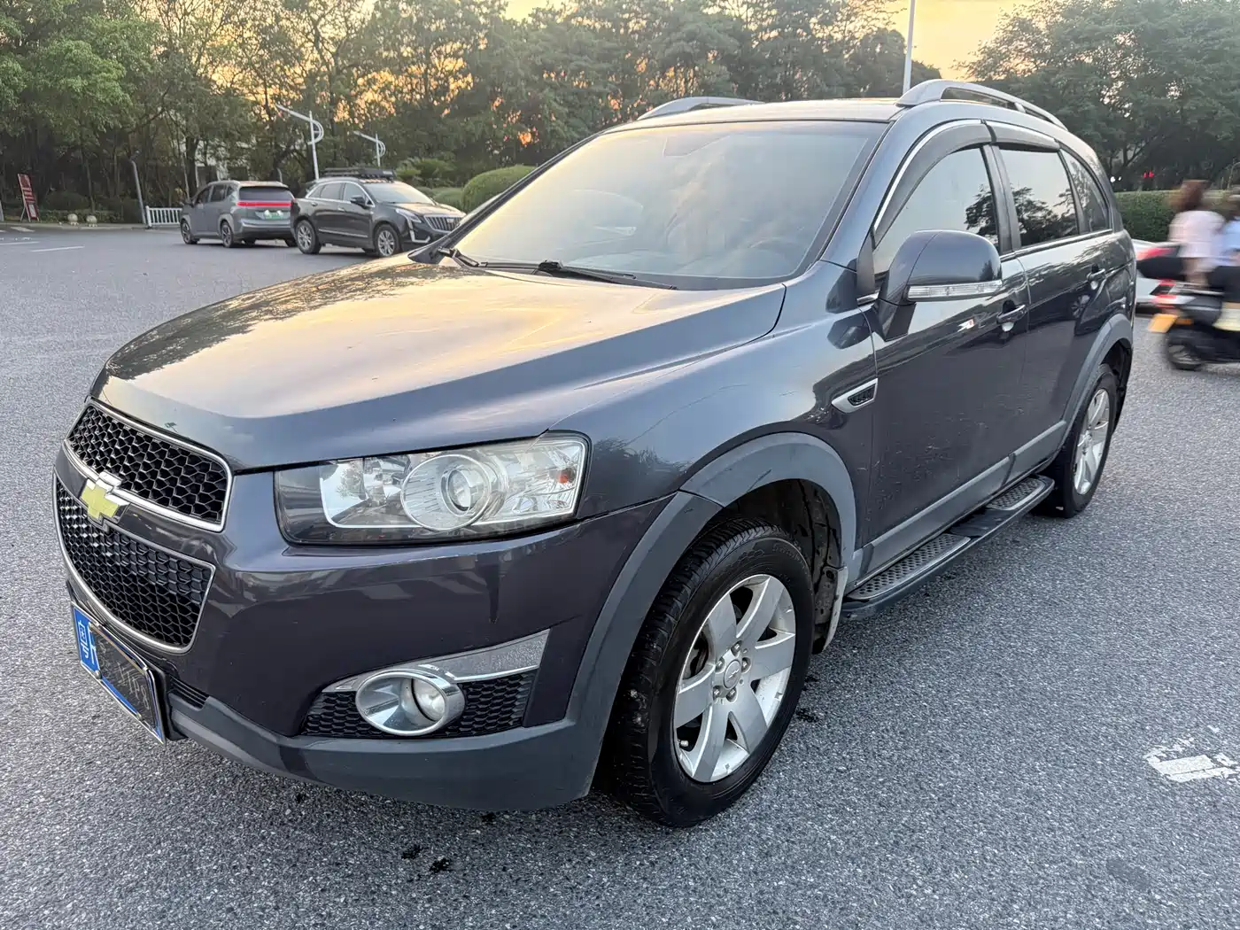 Chevrolet Captiva 2014 2.4L 2WD Urban 7-seater