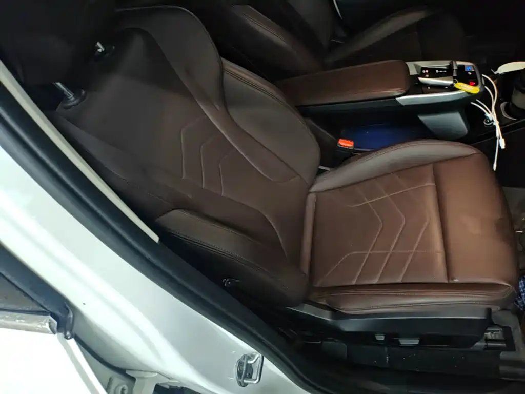 BMW iX1 2024 2023 eDrive25L X Design Package