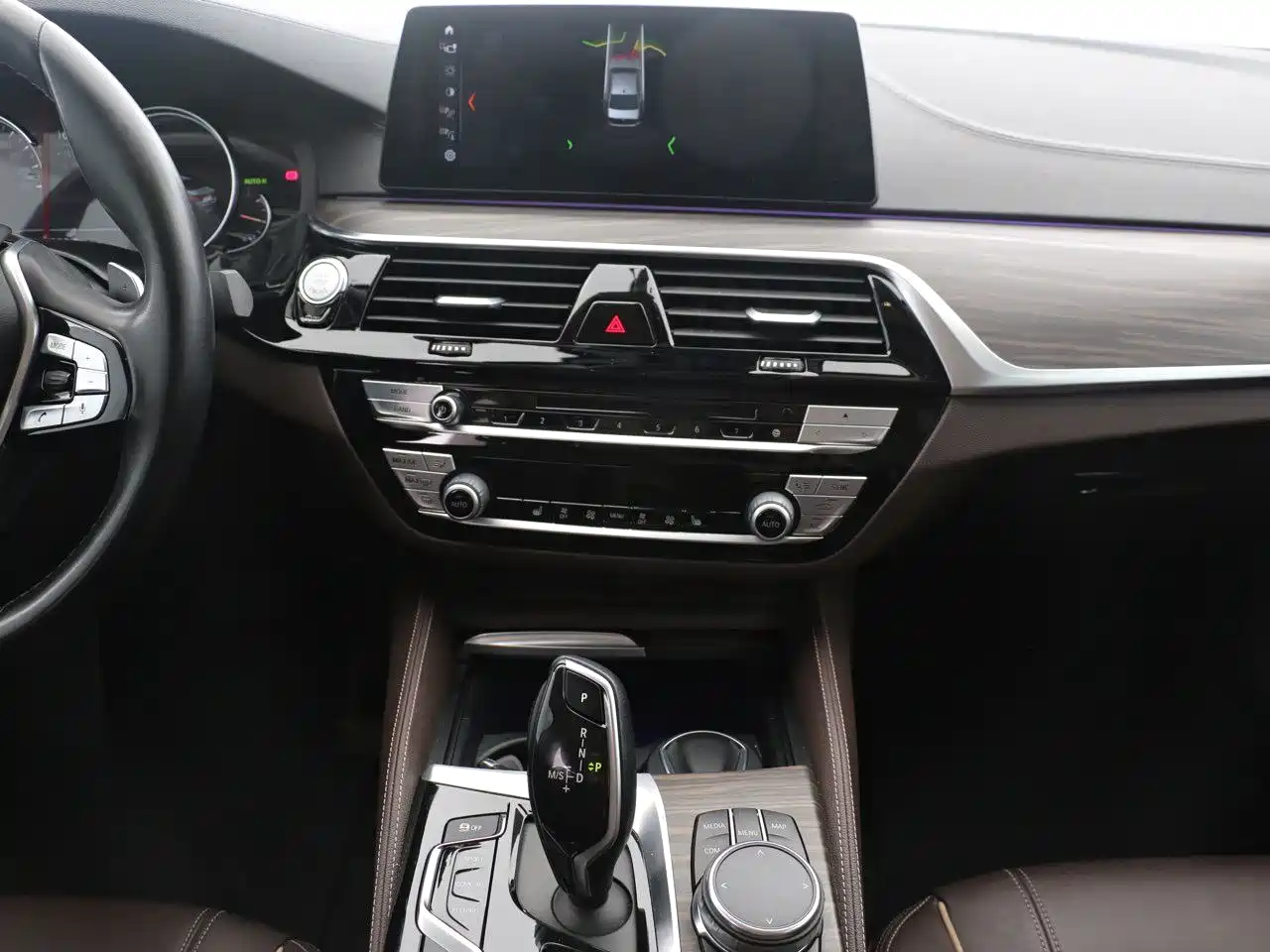 BMW 5 Series 2018 Facelift 530Li xDrive Luxury Package фото 9