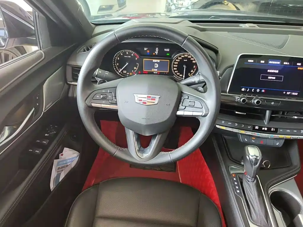 Cadillac CT4 2022 2022 28T Luxury Model