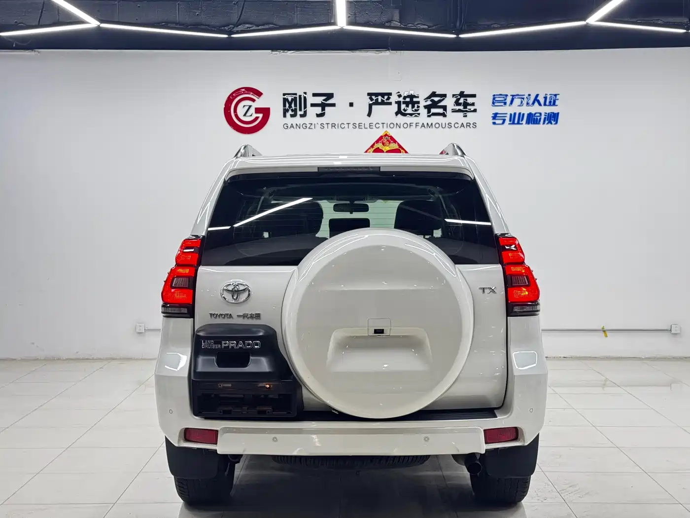 Toyota Prado 2018 3.5L Automatic TX-L Rear-mounted Spare Tire фото 5