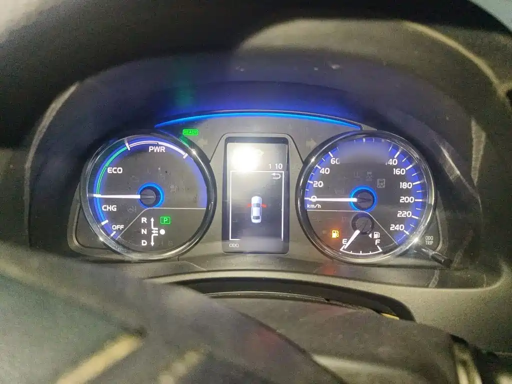 Toyota Corolla Twin Engine E+ 2020 2019 1.8L E-CVT Leading Edition