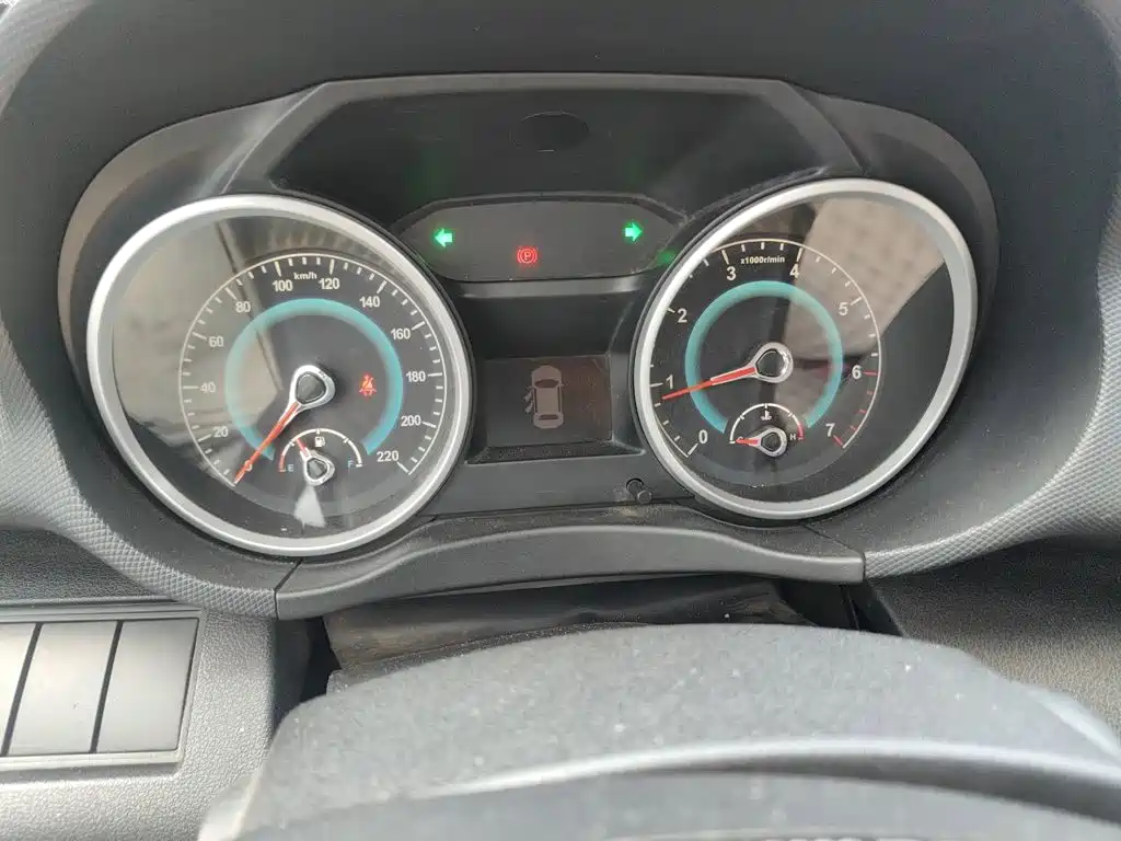 Landwind X5 2015 2014 2.0T Automatic Pioneer Edition