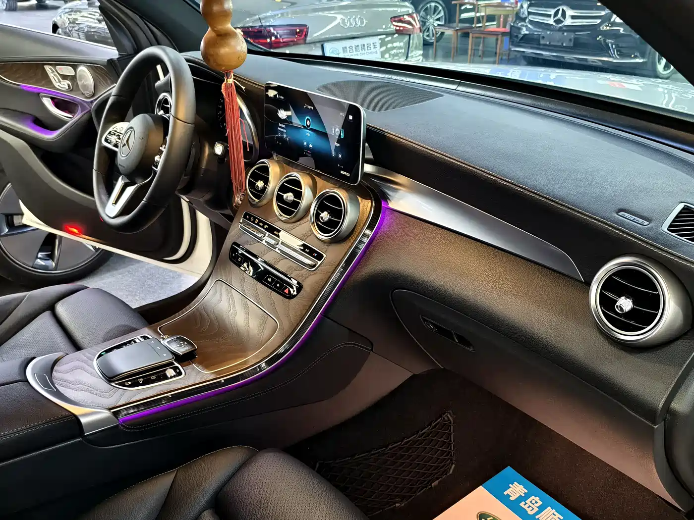 Mercedes-Benz GLC 2020 GLC 300 L 4MATIC Dynamic фото 17